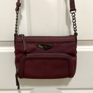 Simply Vera cross body bag, faux leather purse, purple, burgundy, chain, maroon